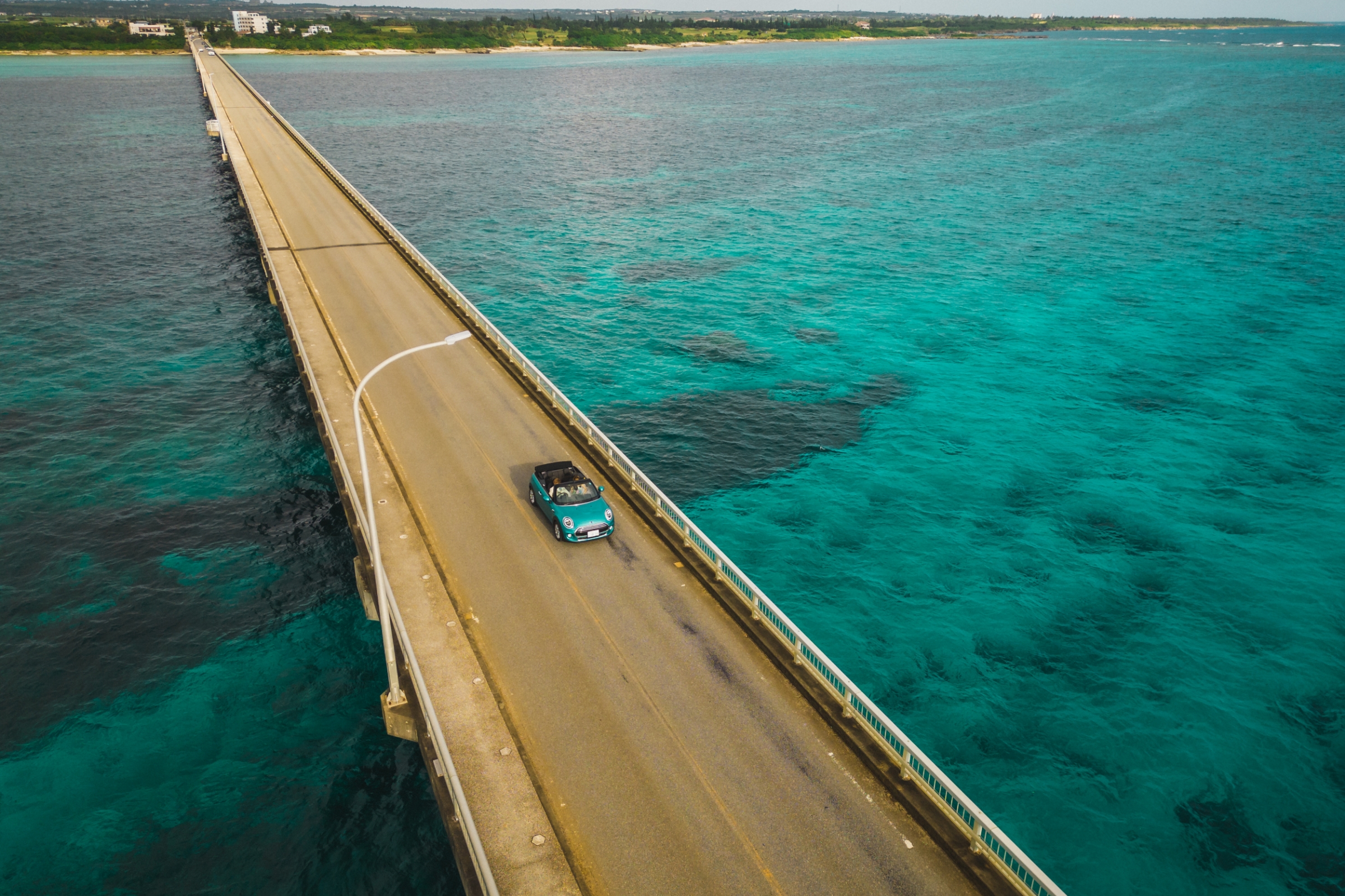 Unusual Driving Experience -宮古島の風と宮古ブルーを感じる、非日常のドライブ体験を。-